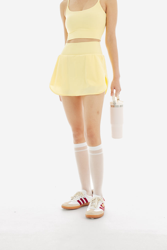 Curve Skort in Yellow