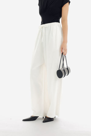 Linea Pants in White