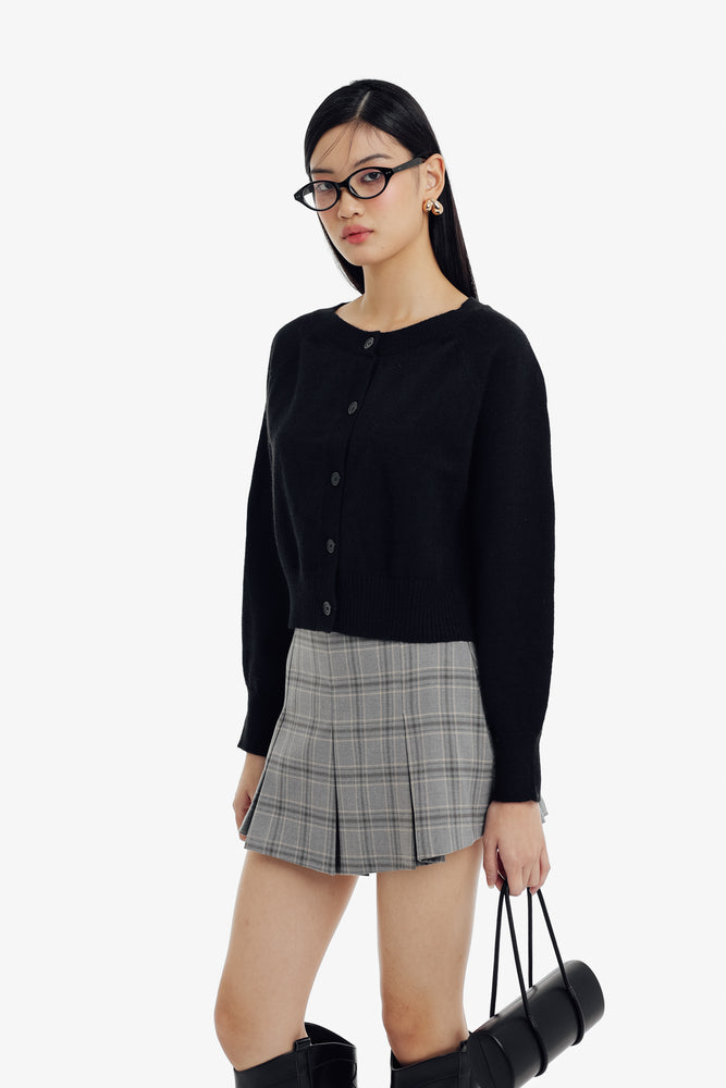 Snug Top in Black
