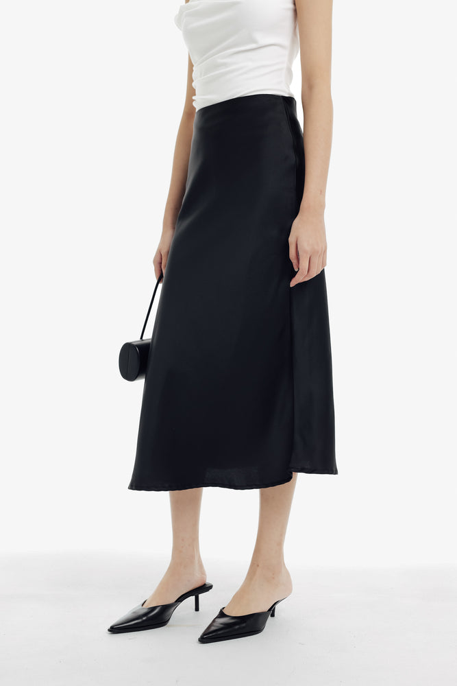 Yoojung Skirt in Black