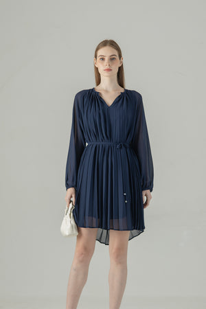 
            
                Load image into Gallery viewer, Hyojin Dress in Navy
            
        