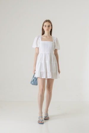 Soeun Dress in White