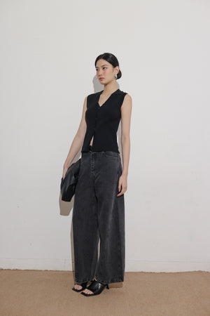 Cosmo Top in Black