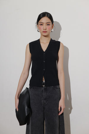Cosmo Top in Black