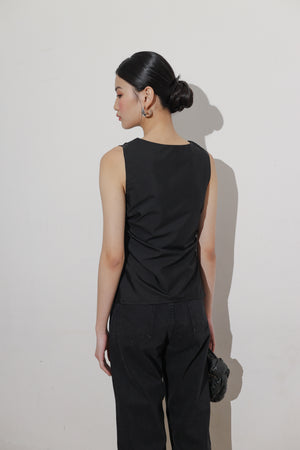 Versa Top in Black