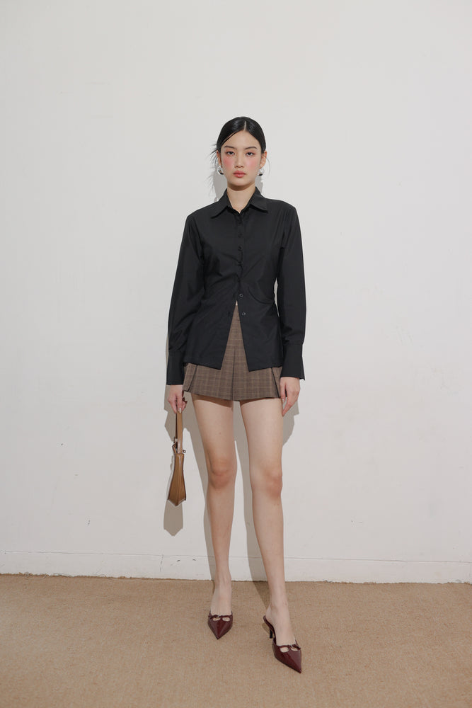 Prim Top in Black