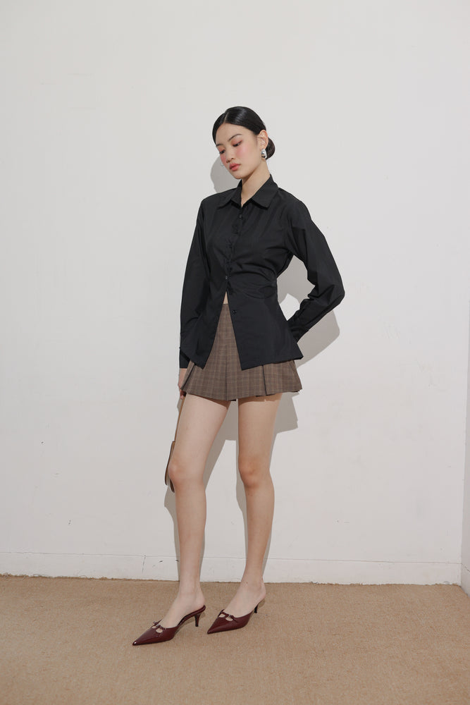 Prim Top in Black