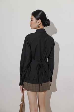 Prim Top in Black