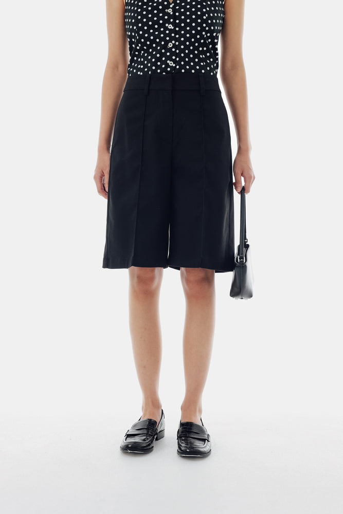 Andy Bermuda Pants in Black