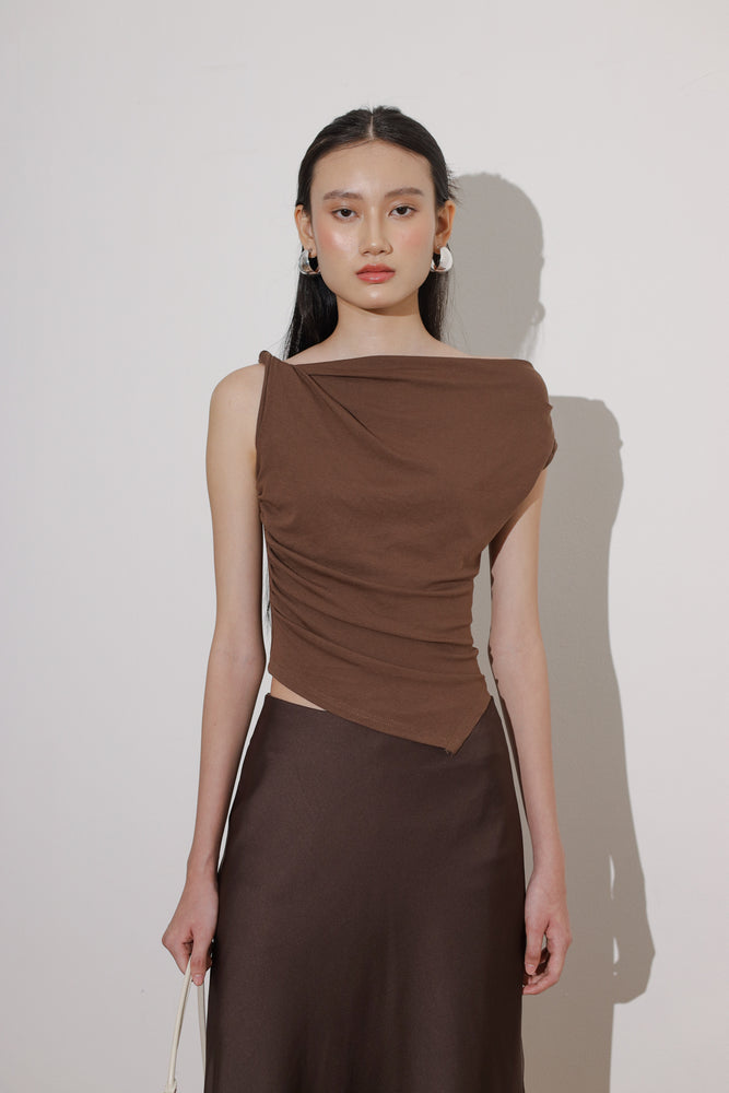 Rena Top in Brown