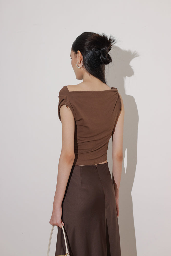 Rena Top in Brown