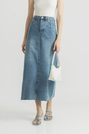 Ari Skirt in Denim