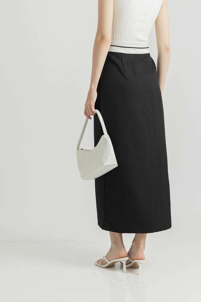 
            
                Load image into Gallery viewer, Aena Skirt in Black
            
        