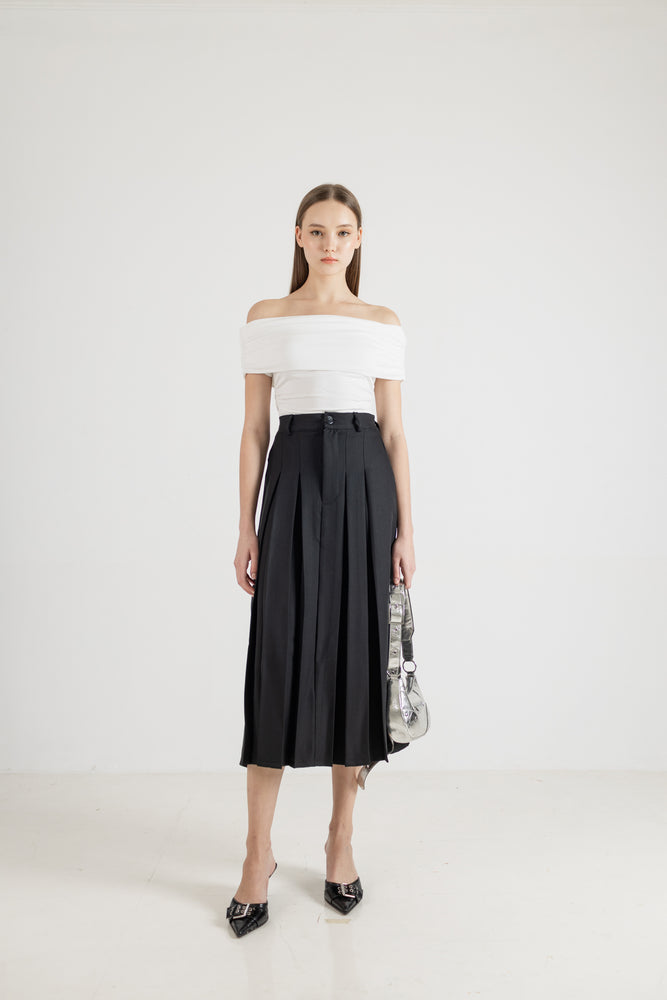 Miji Skirt in Black