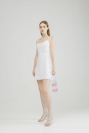 
            
                Load image into Gallery viewer, Milli Dress in White
            
        