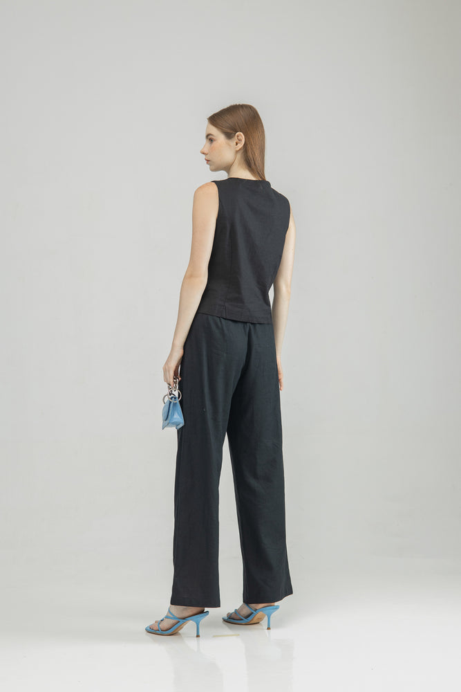 Ren Top in Black