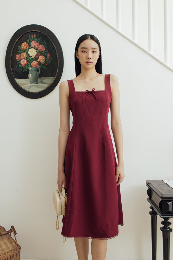 Rosie Dress Midi in Maroon