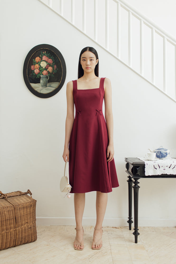 Suan Dress in Maroon