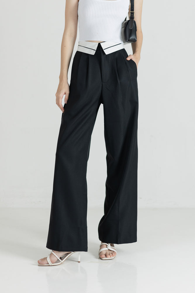 
            
                Load image into Gallery viewer, Esom Pants in Black
            
        