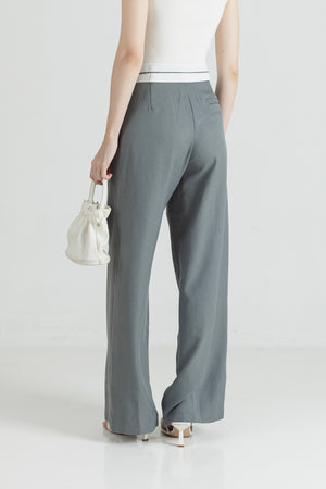 Esom Pants in Grey