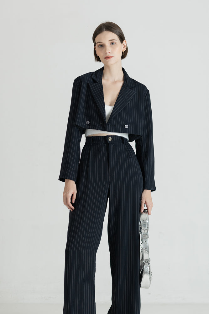 
            
                Load image into Gallery viewer, Nini Cropped Blazer in Stripe Black
            
        